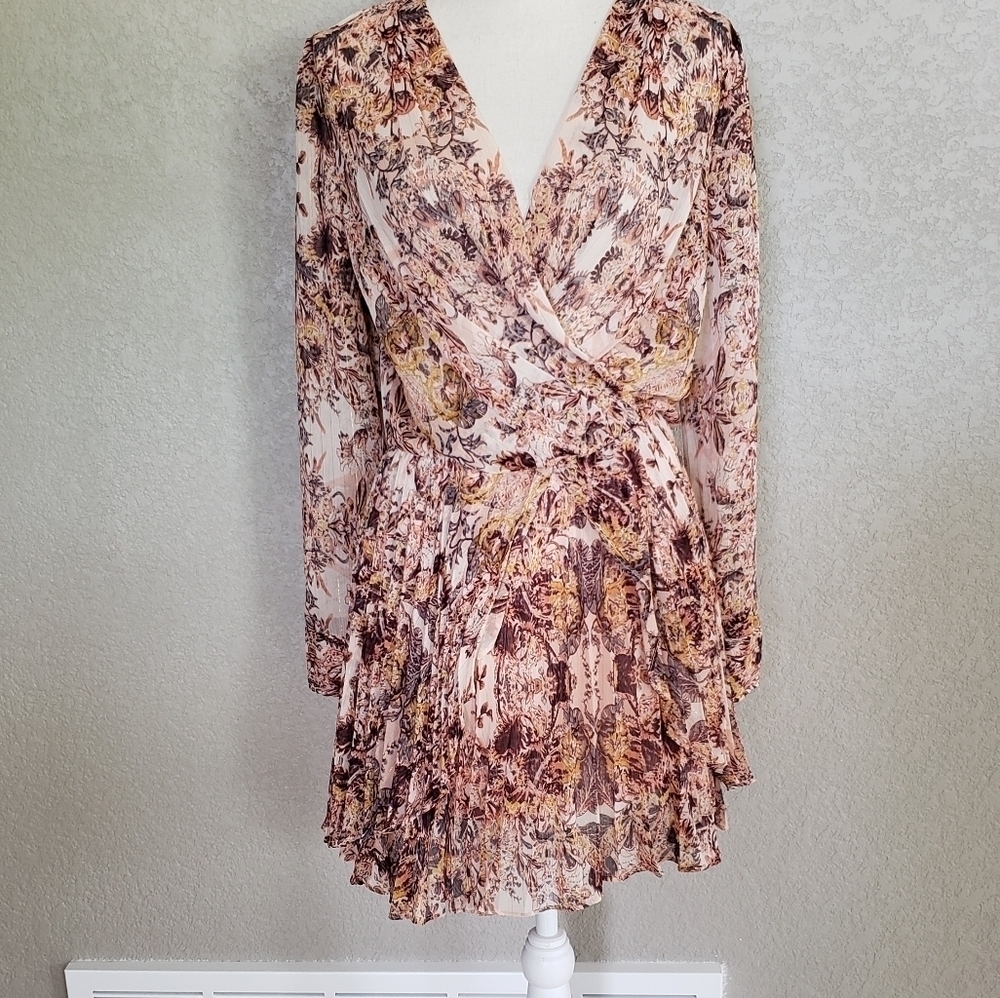 BCBGeneration pleated dress size S.